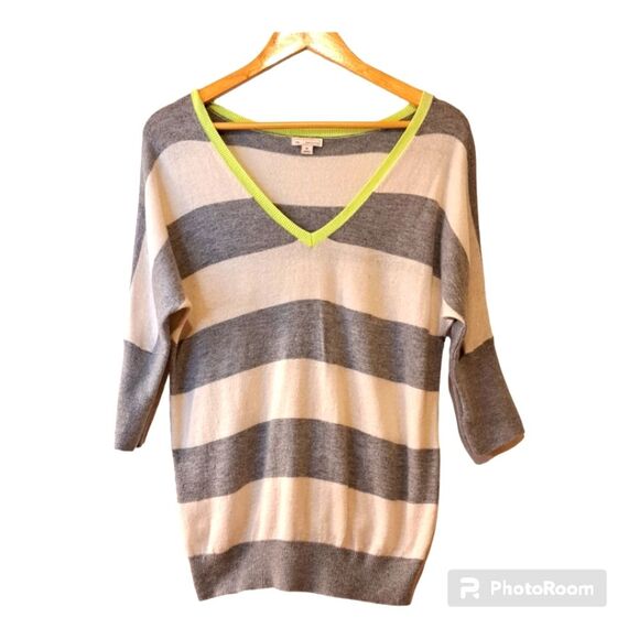 Gap Womens Sweater Green Gray Knit Striped Short Sleeve V-neck Preppy Style -XS - Picture 1 of 14